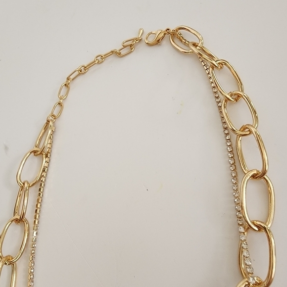 NEW Golden Double Layered Chain Rhinestone Oval Pendant Necklace - Picture 7 of 7